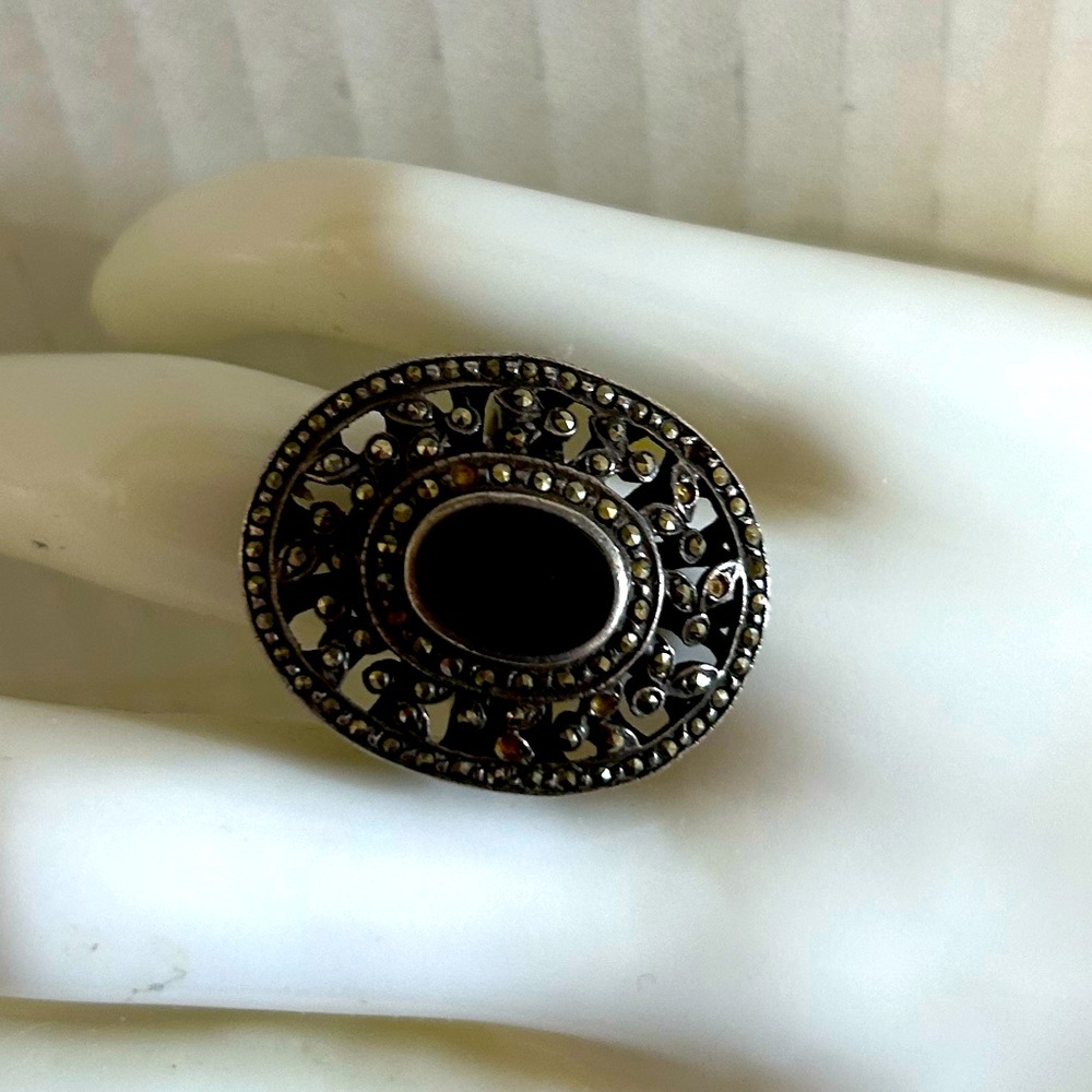 VTG 925 Silver Marcasite & Black Onyx Ring Size 8